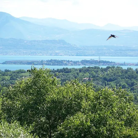 La Rocca Del Garda Country house Lonato